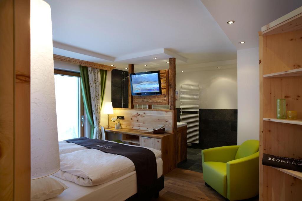 Hotel Am Romerweg Fiss